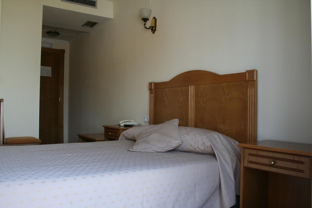 Hotel Austria 76 Sagunto Pokój zdjęcie
