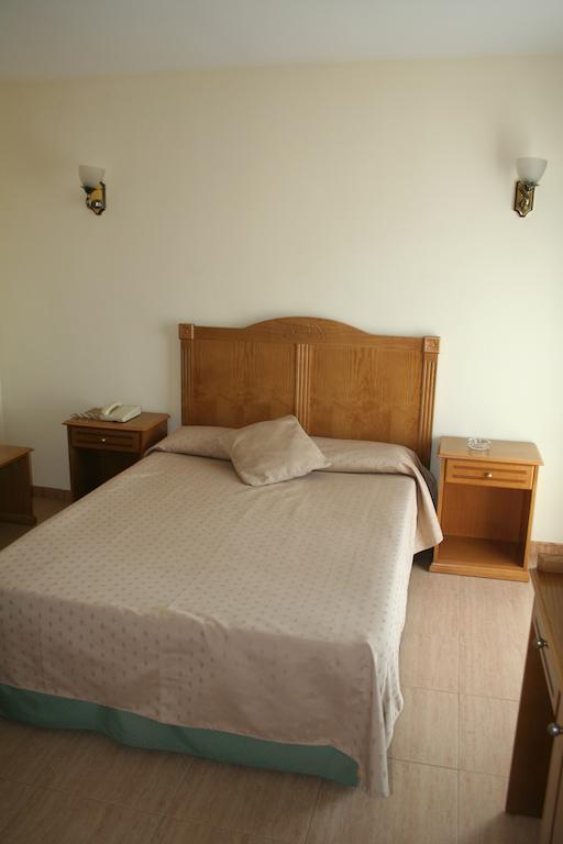Hotel Austria 76 Sagunto Pokój zdjęcie
